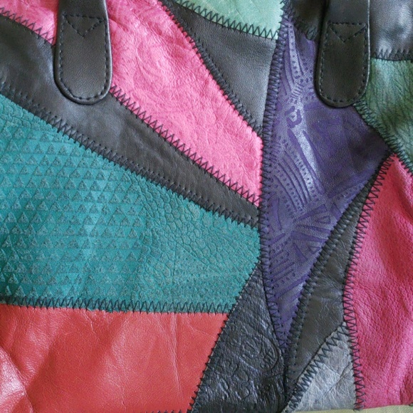 Fun Vintage Leather Patch Clutch - Picture 5 of 6